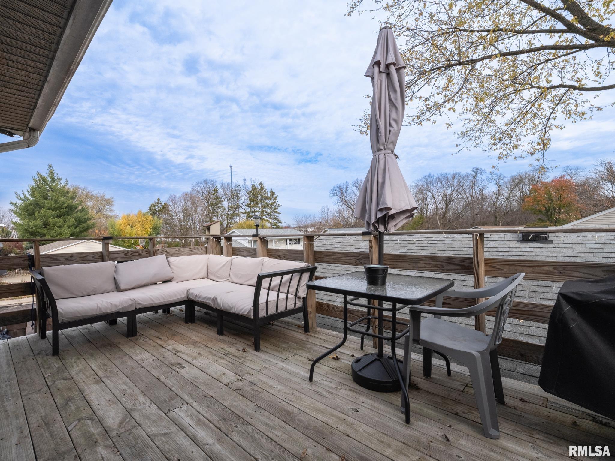 6522 North Randwick Road Peoria, IL 61615 - Photo 12 of 50 Gallery Image 12