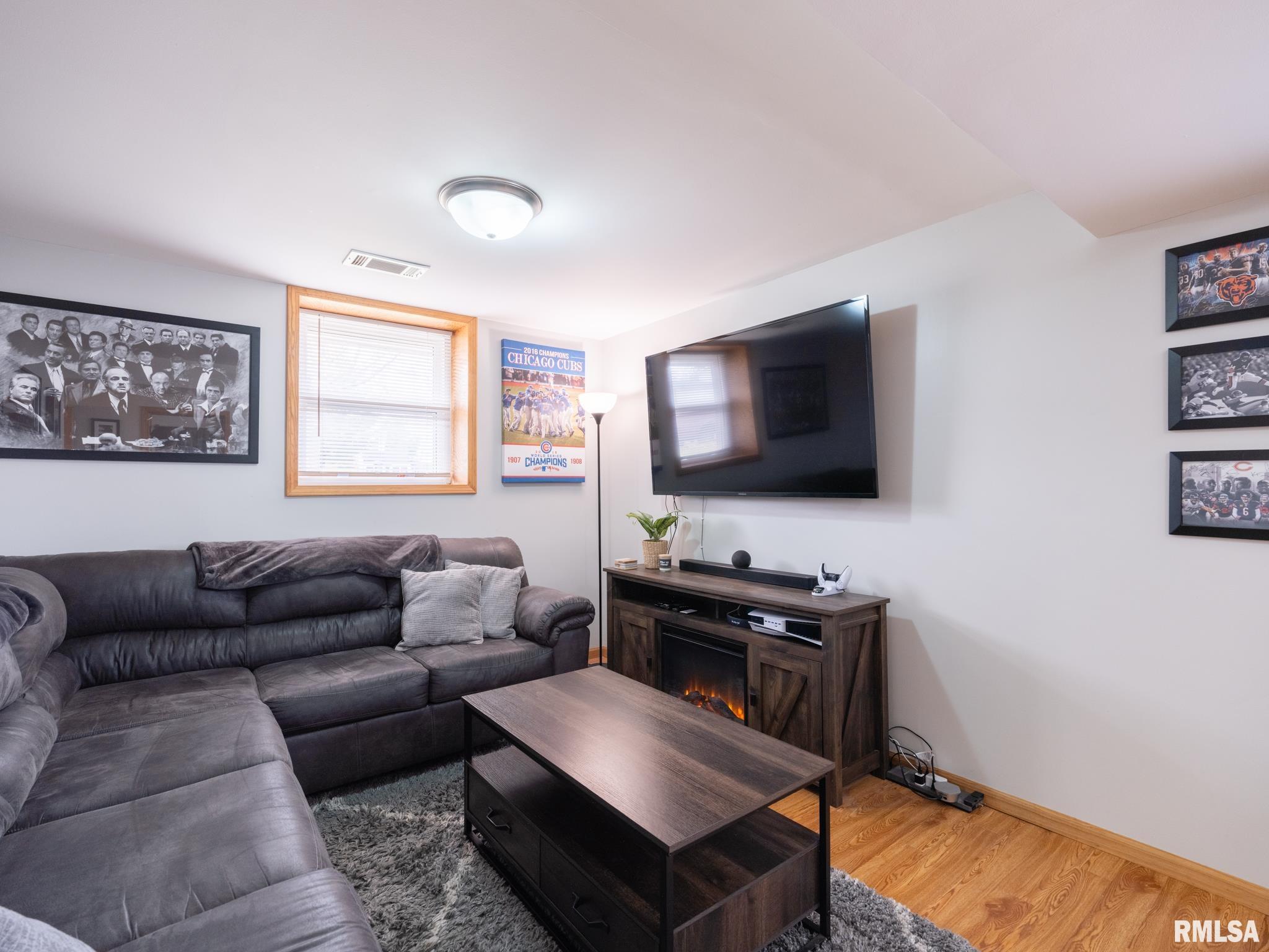 6522 North Randwick Road Peoria, IL 61615 - Photo 33 of 50 Gallery Image 33