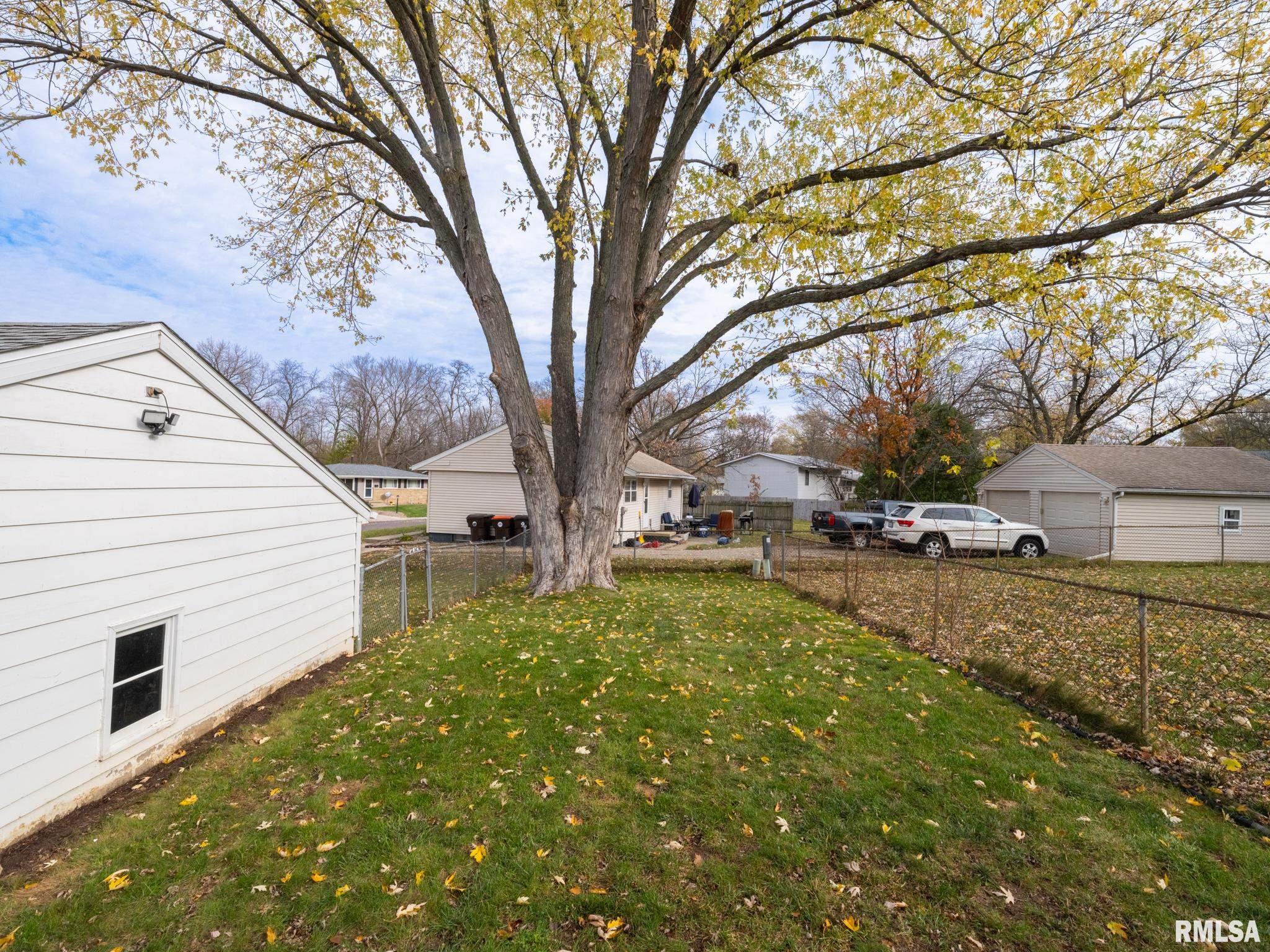 6522 North Randwick Road Peoria, IL 61615 - Photo 45 of 50 Gallery Image 45