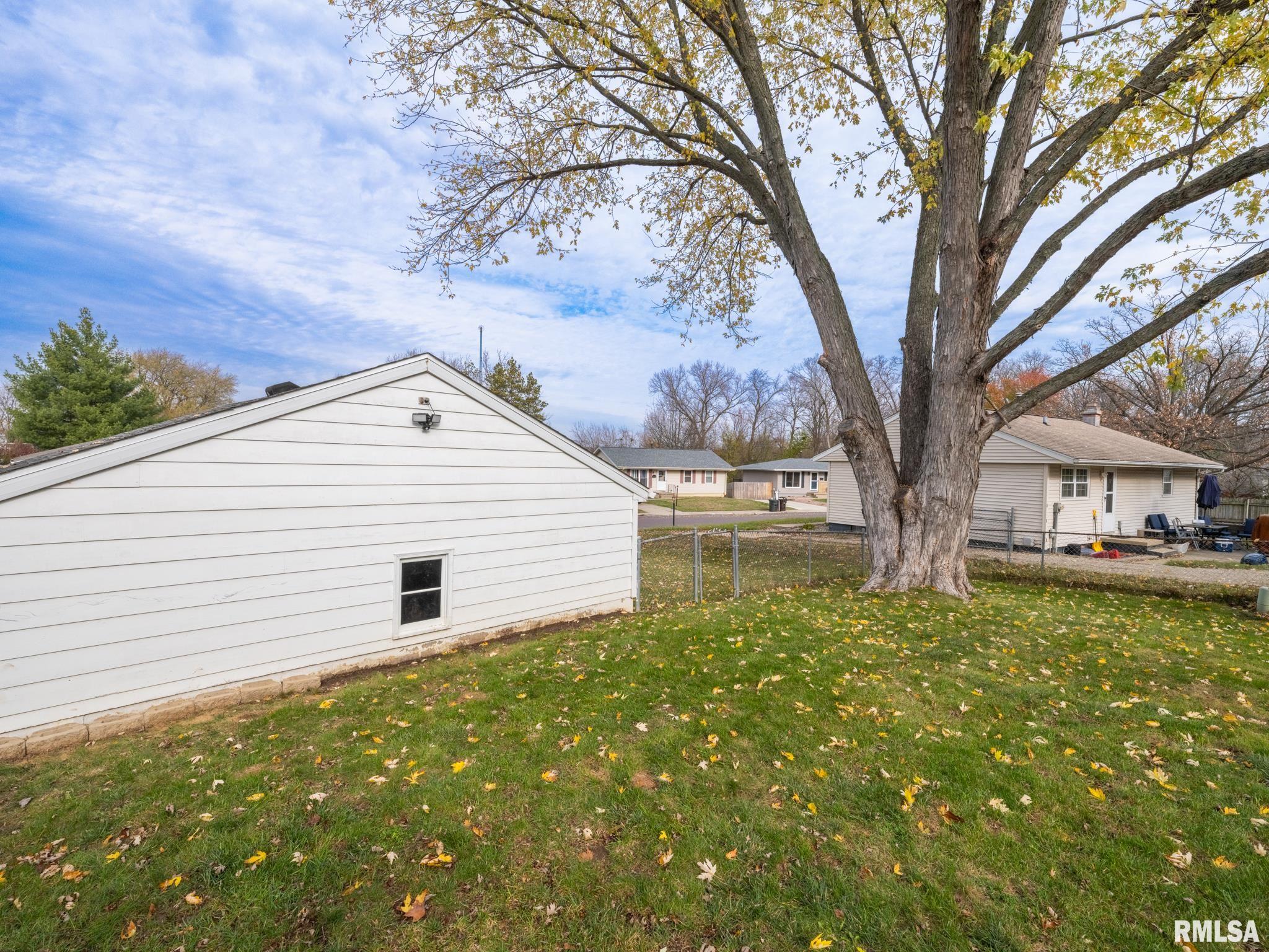 6522 North Randwick Road Peoria, IL 61615 - Photo 46 of 50 Gallery Image 46