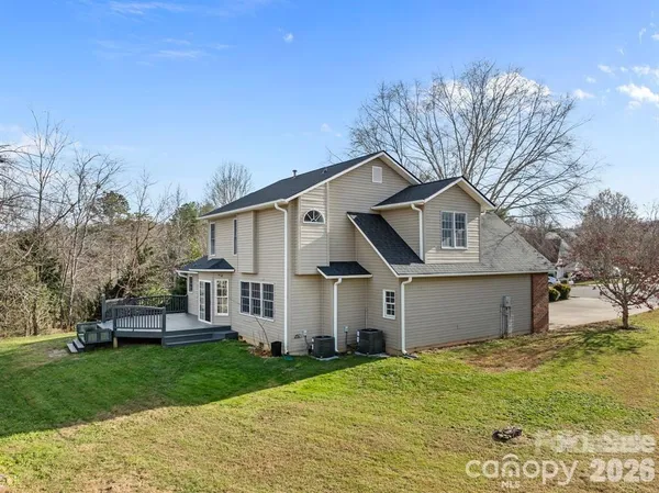 $2,800 | 23 Westmont Drive, Asheville, NC 28806