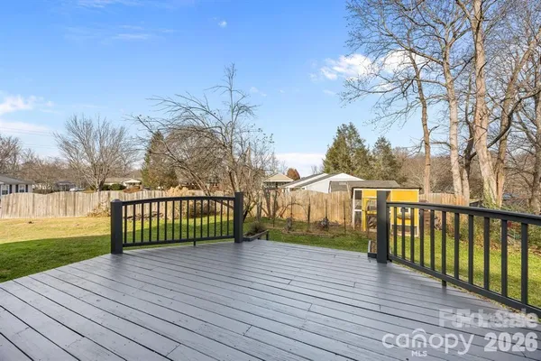 $2,800 | 23 Westmont Drive, Asheville, NC 28806