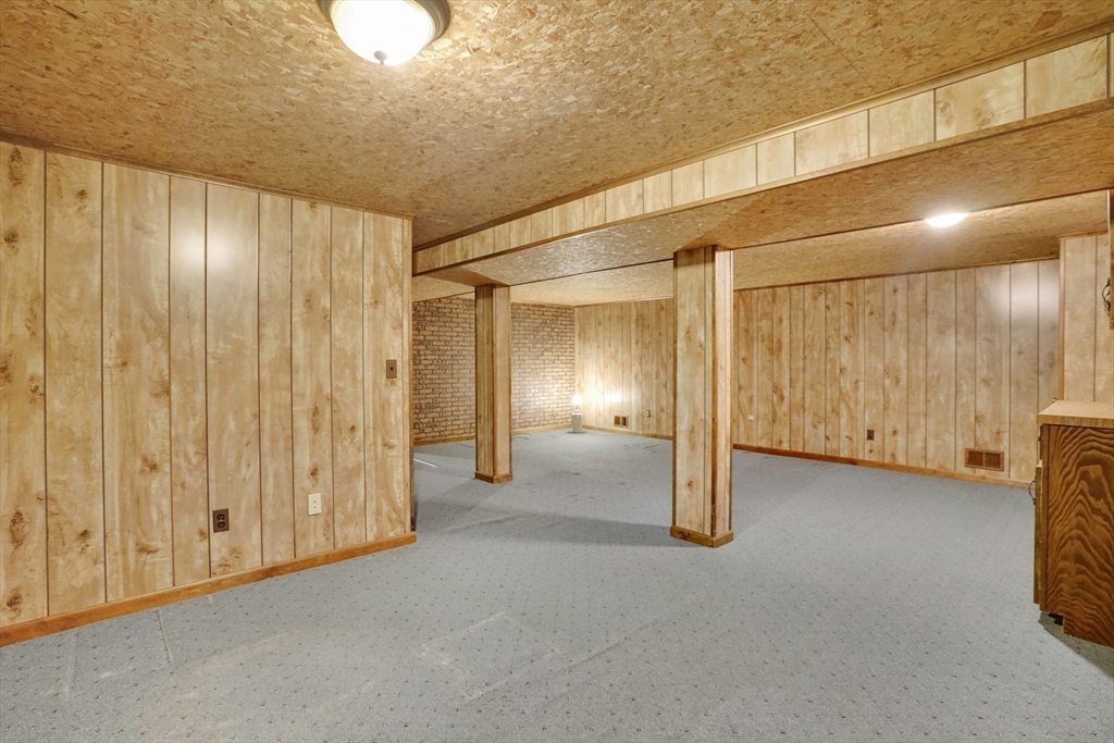 95 Old Lane Road Springfield, MA 01129 - Photo 29 of 41 Gallery Image 29