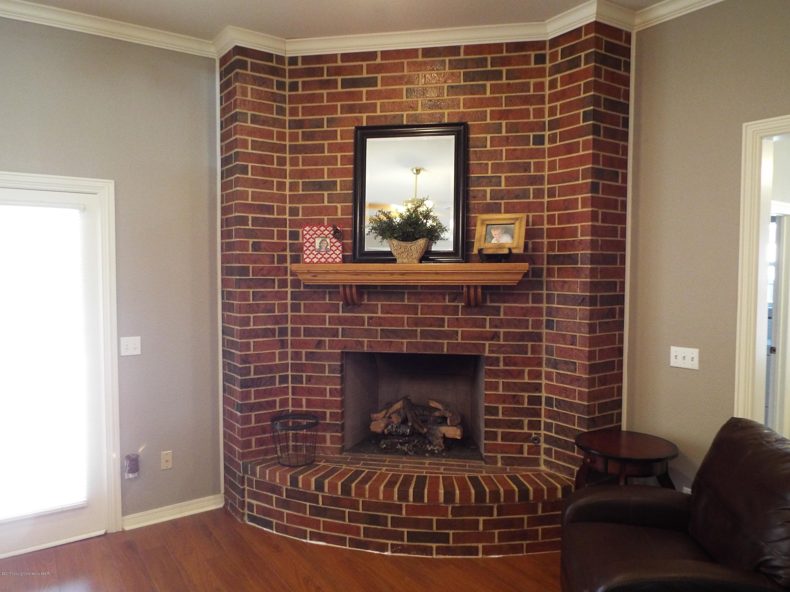 8118 Sheldon Road Amarillo, TX 79119 - Photo 5 of 31 Fireplace in Living