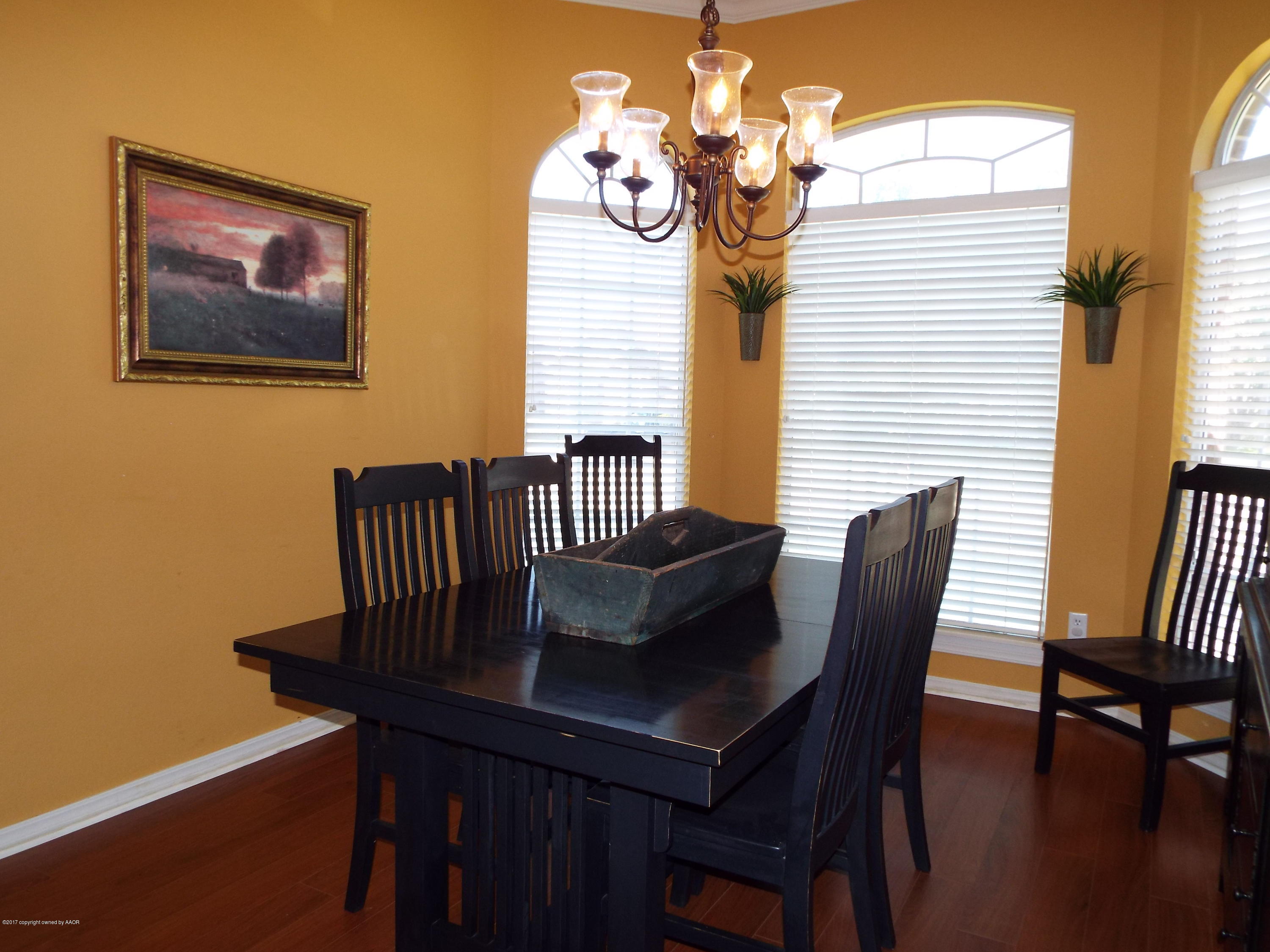 8118 Sheldon Road Amarillo, TX 79119 - Photo 6 of 31 2nd Dining View