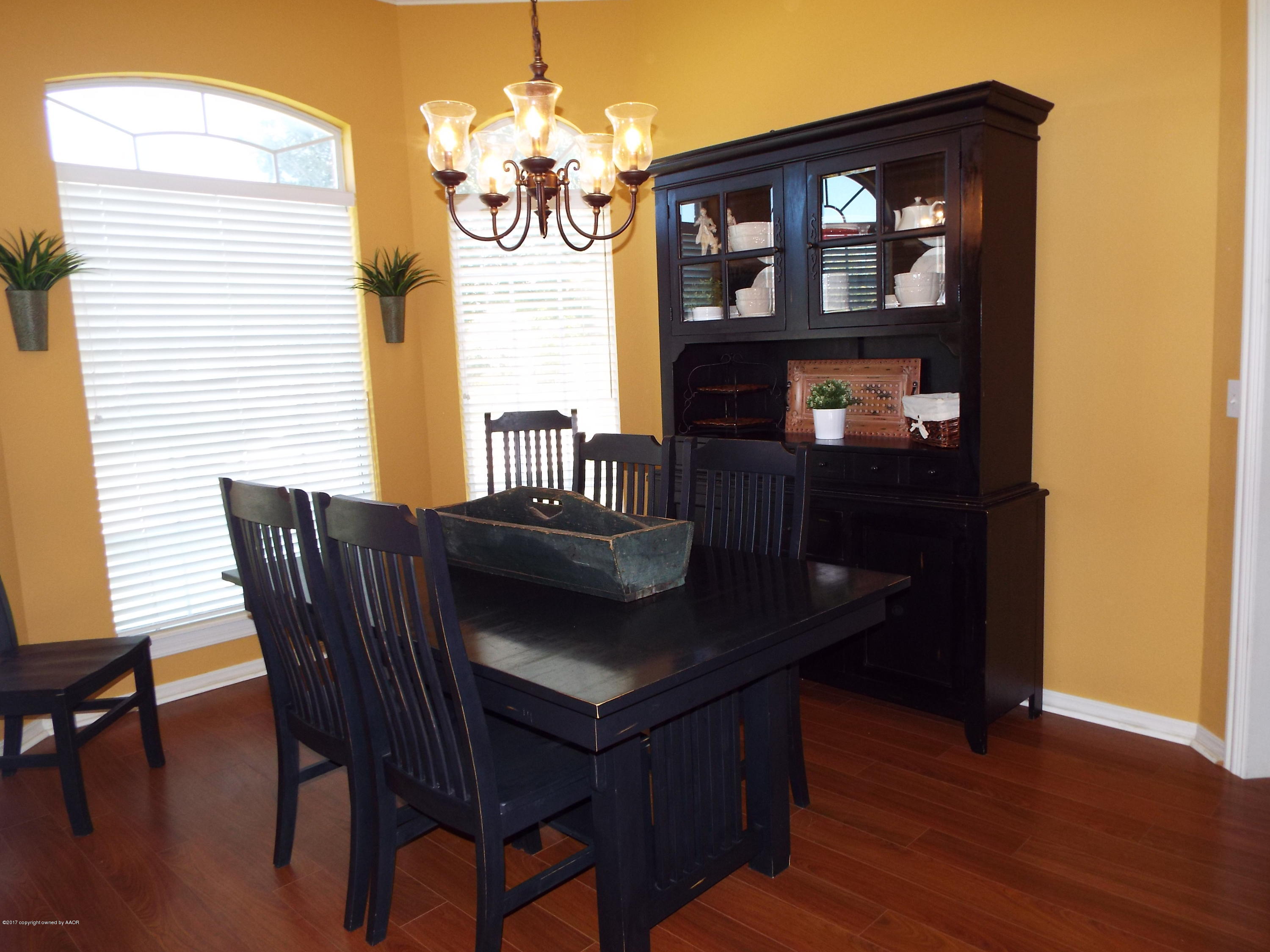 8118 Sheldon Road Amarillo, TX 79119 - Photo 7 of 31 Dining Room