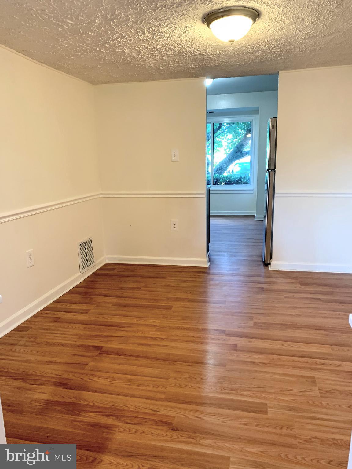 9635 Horizon Run Road, Unit 2G Montgomery Village, MD 20886 - Photo 13 of 33 Dining