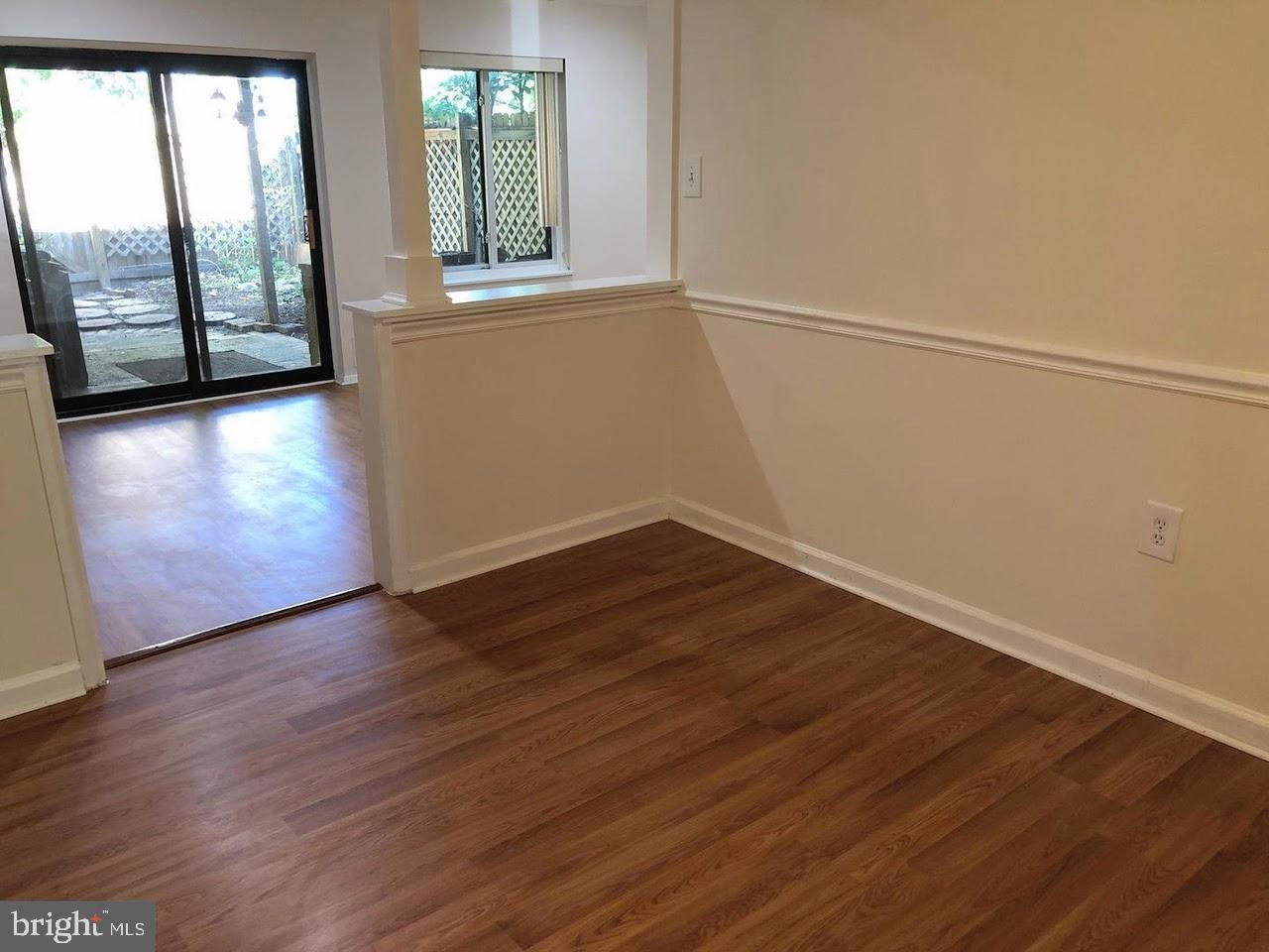 9635 Horizon Run Road, Unit 2G Montgomery Village, MD 20886 - Photo 16 of 33 Dining