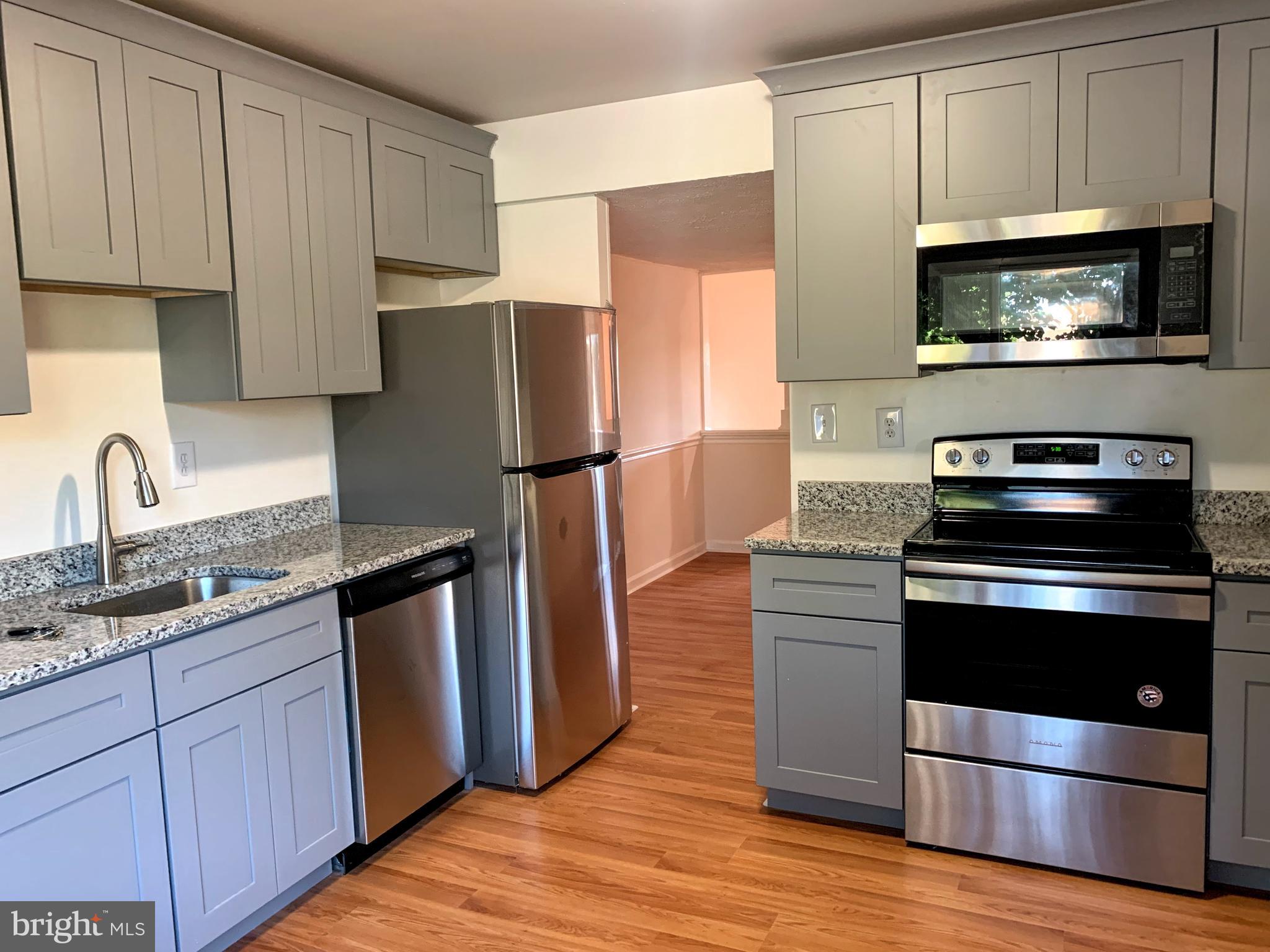 9635 Horizon Run Road, Unit 2G Montgomery Village, MD 20886 - Photo 3 of 33 Kitchen