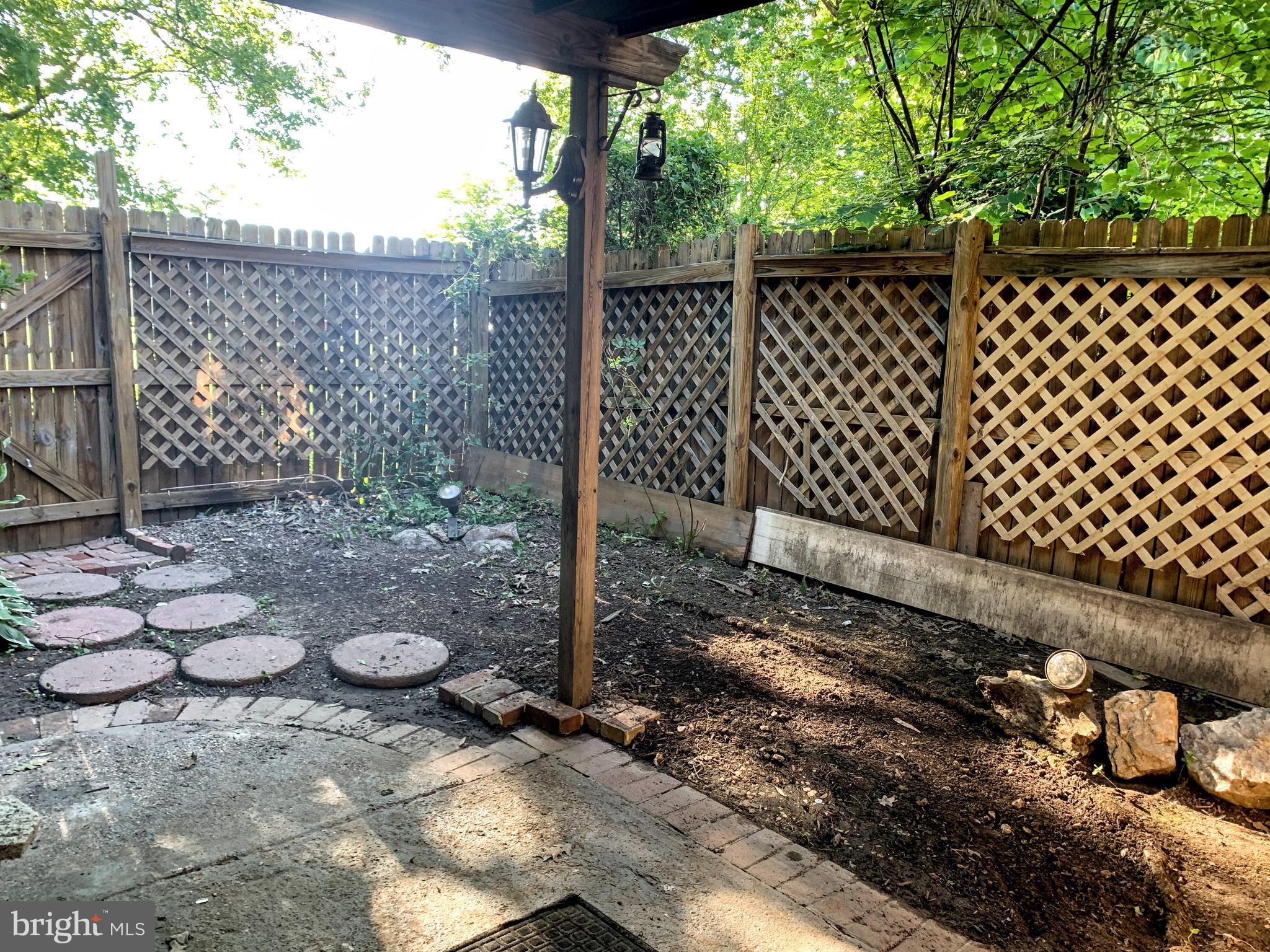 9635 Horizon Run Road, Unit 2G Montgomery Village, MD 20886 - Photo 29 of 33 Backyard