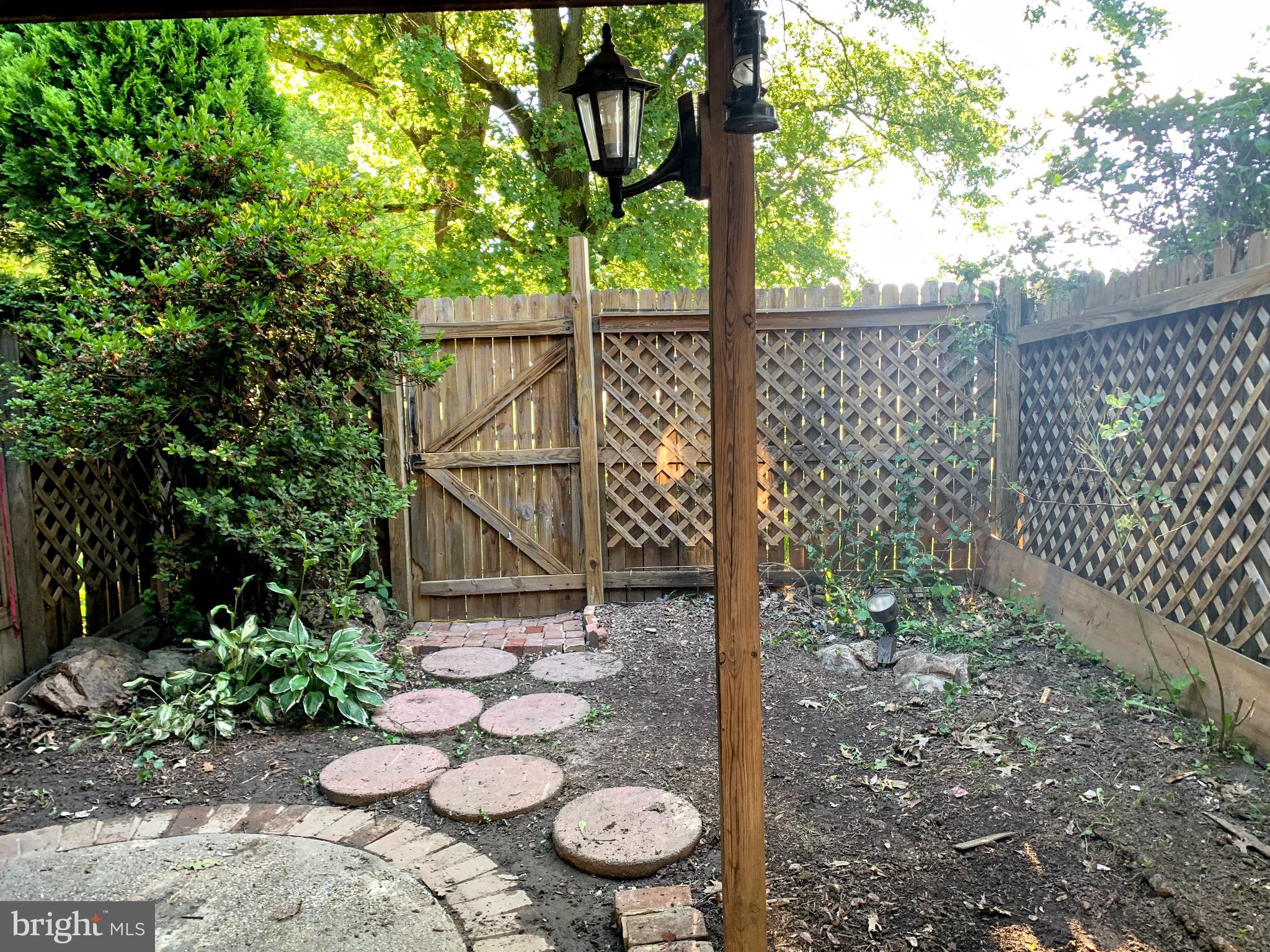 9635 Horizon Run Road, Unit 2G Montgomery Village, MD 20886 - Photo 31 of 33 Backyard