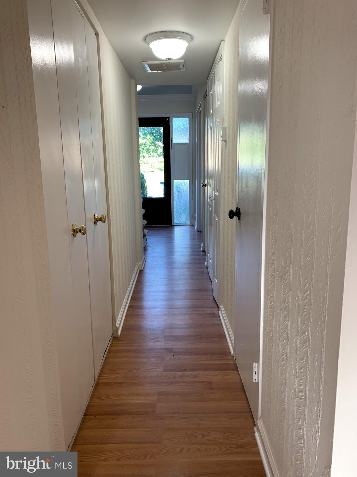 9635 Horizon Run Road, Unit 2G Montgomery Village, MD 20886 - Photo 10 of 33 Hallway