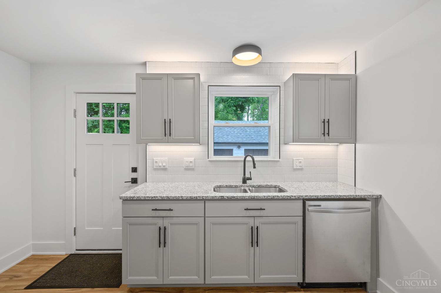 3622 Brotherton Road, Unit 1 Cincinnati, OH 45209 - Photo 6 of 14