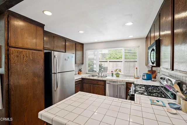 $599,900 | 5173 Teton Lane, Ventura, CA 93003