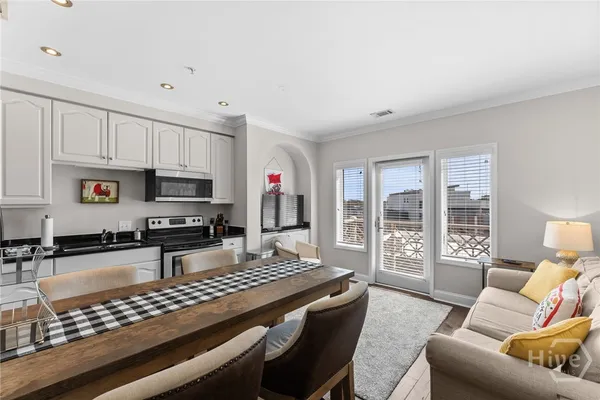 $885,000 | 755 East Broad Street, Unit 820, Athens, GA 30601