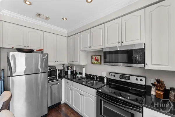 $885,000 | 755 East Broad Street, Unit 820, Athens, GA 30601