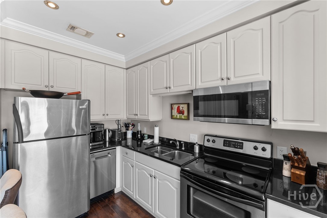 755 East Broad Street, Unit 820 Athens, GA 30601 - Photo 21 of 56