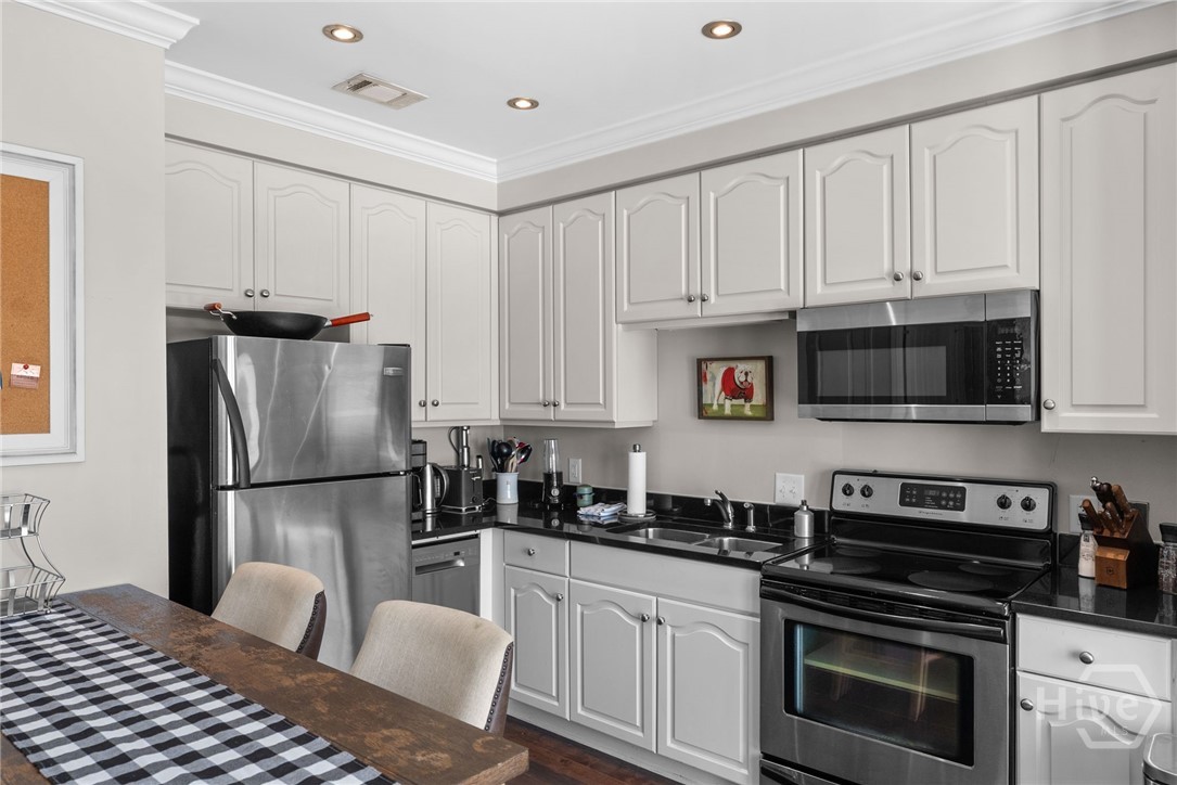 755 East Broad Street, Unit 820 Athens, GA 30601 - Photo 23 of 56