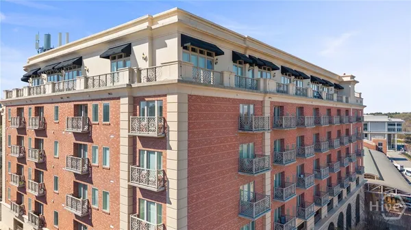 $885,000 | 755 East Broad Street, Unit 820, Athens, GA 30601