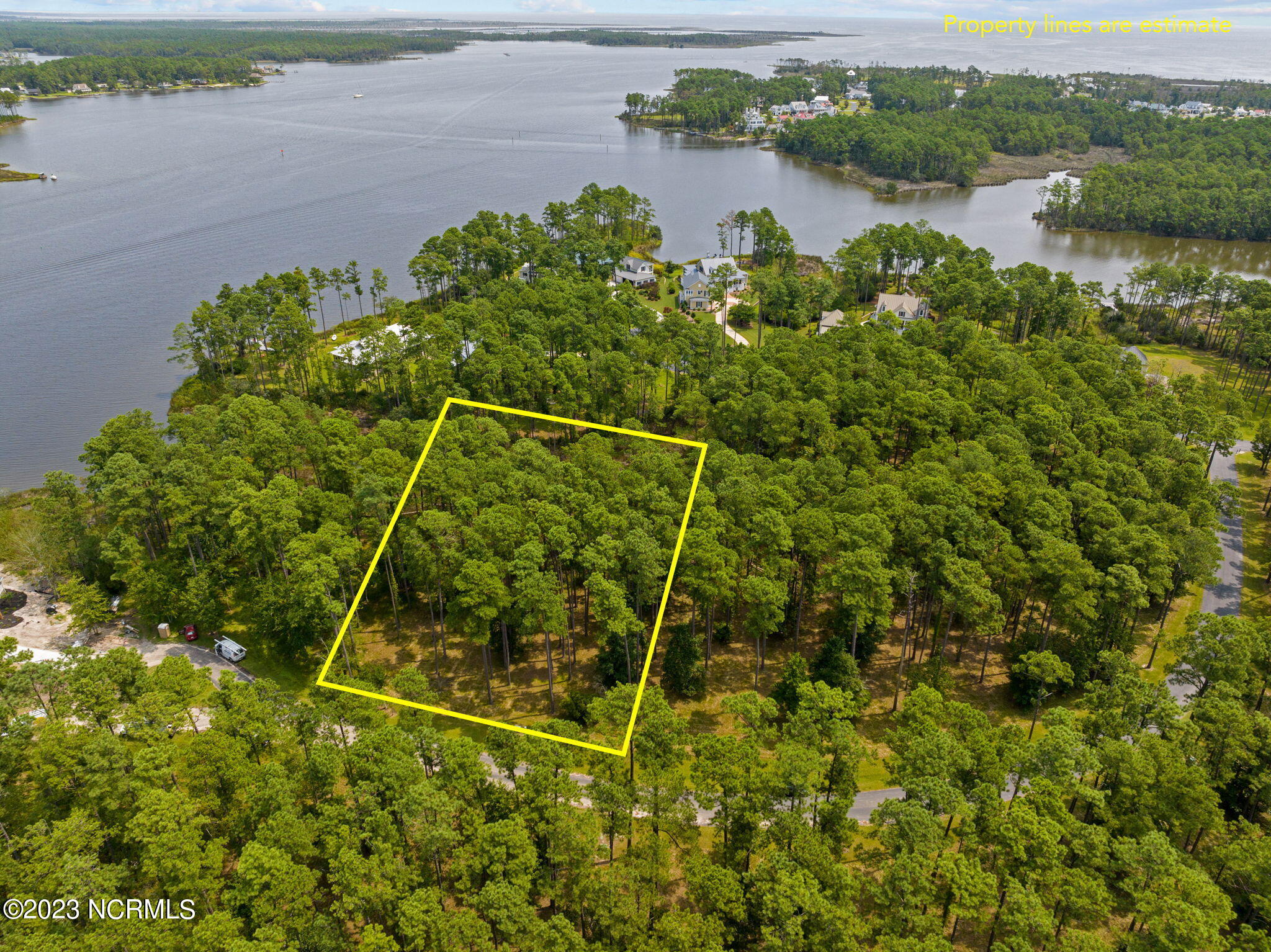 142 Broadview Point Oriental, NC 28571 - Photo 1 of 36 18-web-or-mls-DJI_0028 copy