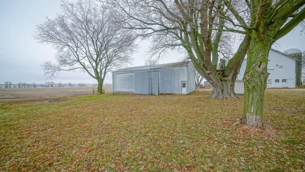 $200,000 | 2610 Klinger Road, Pecatonica, IL 61063
