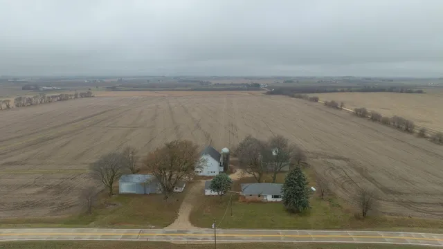 $225,000 | 2610 Klinger Road, Pecatonica, IL 61063