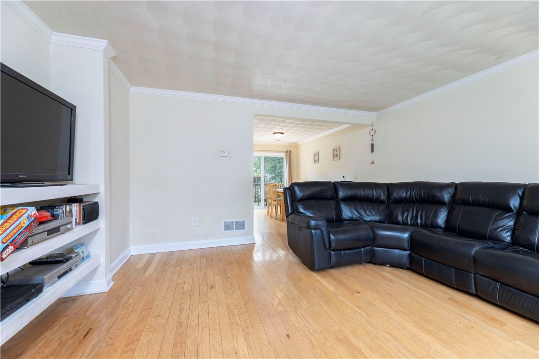 18 Betony Road Narragansett, RI 02874 - Photo 13 of 31 Gallery Image 13