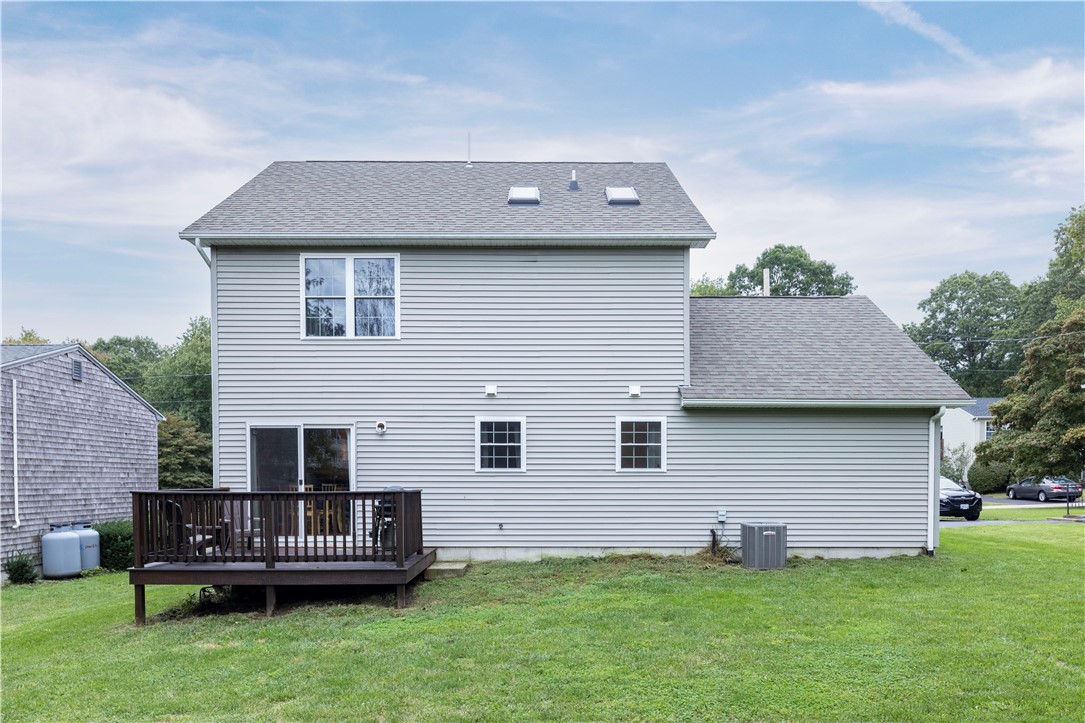 18 Betony Road Narragansett, RI 02874 - Photo 25 of 31 Gallery Image 25