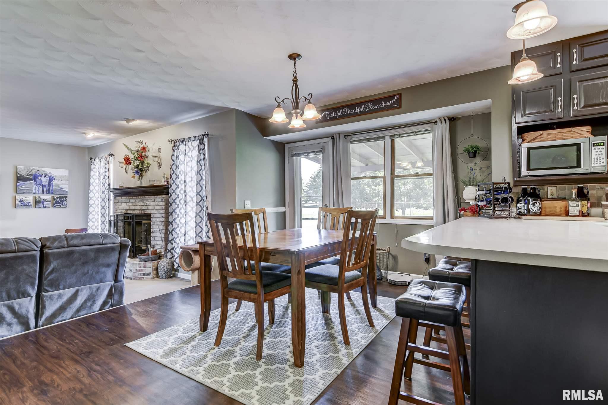 1124 Lenhart Road Springfield, IL 62711 - Photo 14 of 38 Gallery Image 14