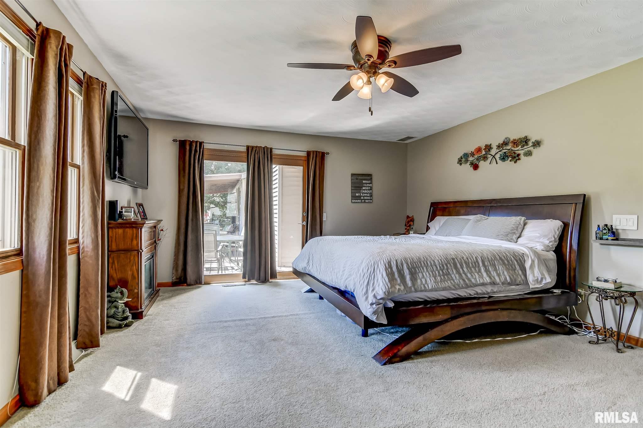1124 Lenhart Road Springfield, IL 62711 - Photo 17 of 38 Gallery Image 17