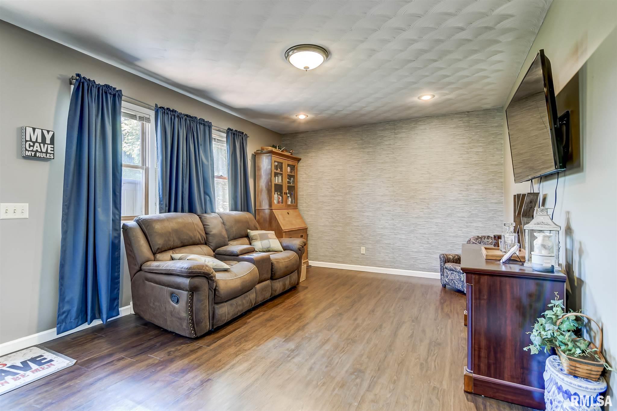 1124 Lenhart Road Springfield, IL 62711 - Photo 28 of 38 Gallery Image 28