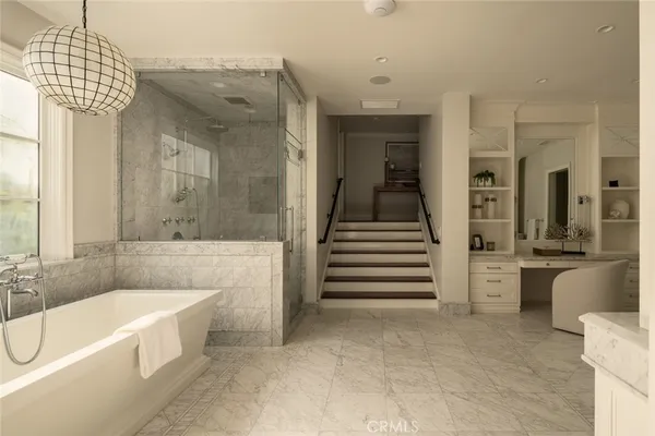 $14,995,000 | 2 Royal St George Road, Newport Beach, CA 92660