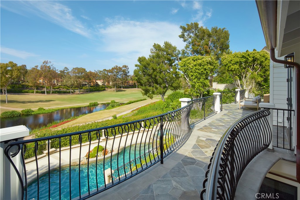 2 Royal St George Road Newport Beach, CA 92660 - Photo 36 of 51