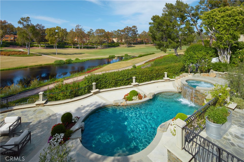 2 Royal St George Road Newport Beach, CA 92660 - Photo 39 of 51