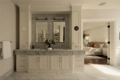 $14,995,000 | 2 Royal St George Road, Newport Beach, CA 92660