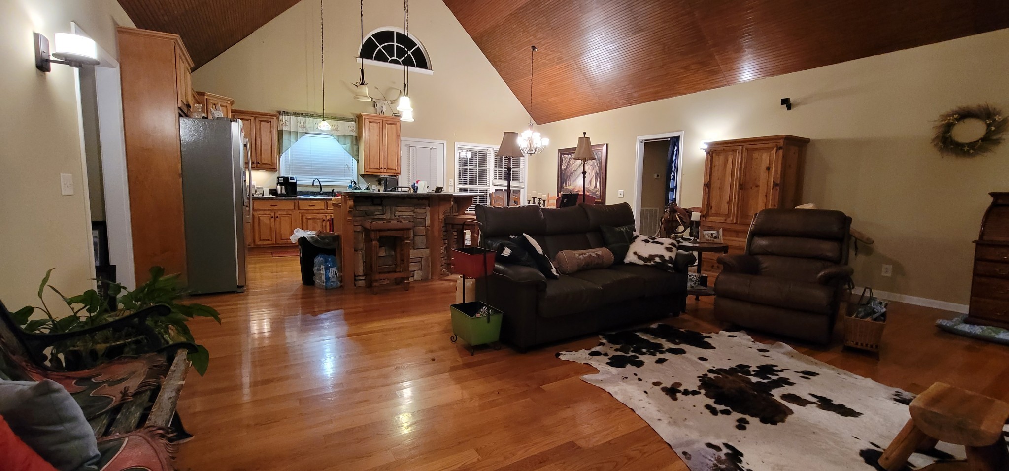 6197 H B Lee Road Springfield, TN 37172 - Photo 14 of 60 a living room with furniture and wooden floor