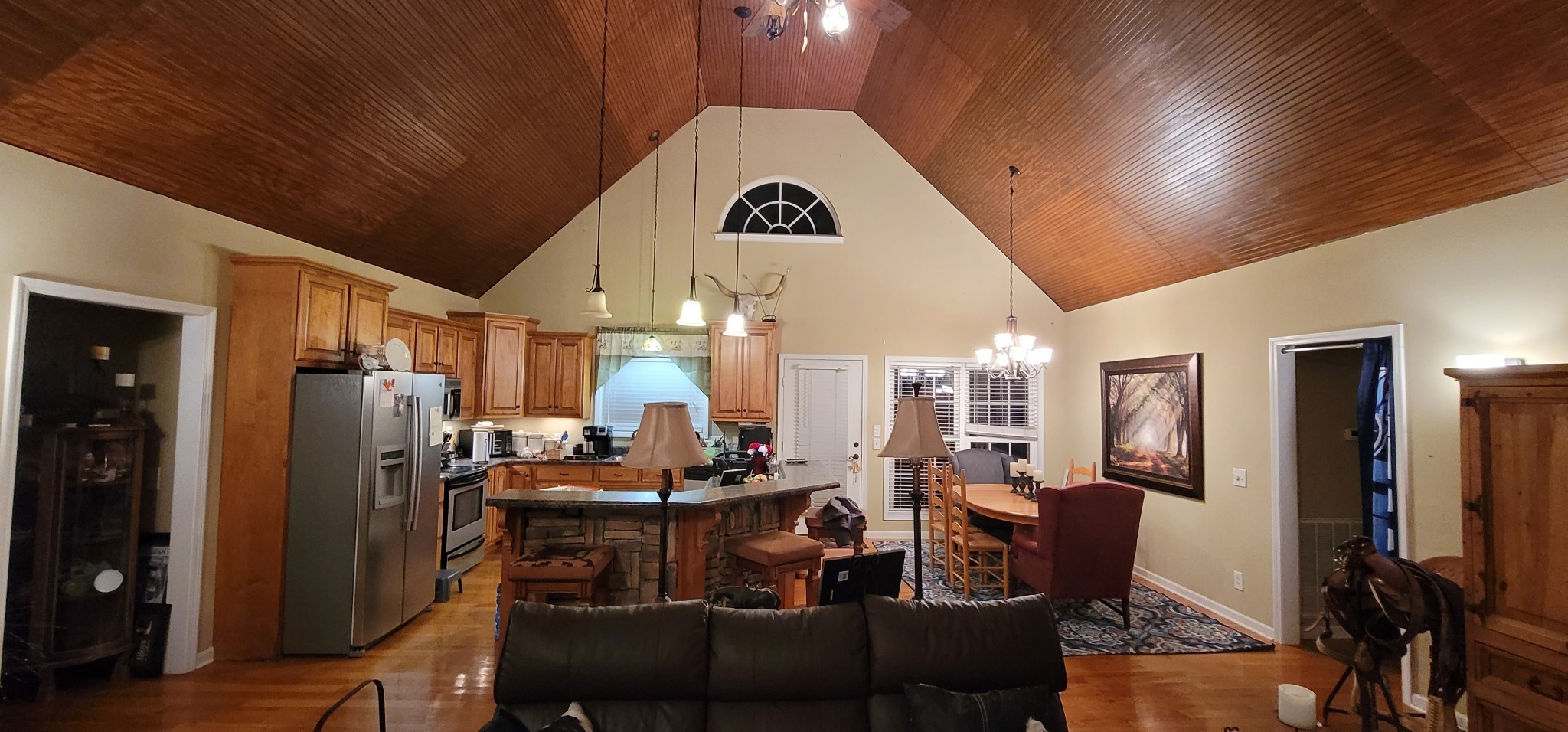 6197 H B Lee Road Springfield, TN 37172 - Photo 17 of 60 a view of a dining room with furniture