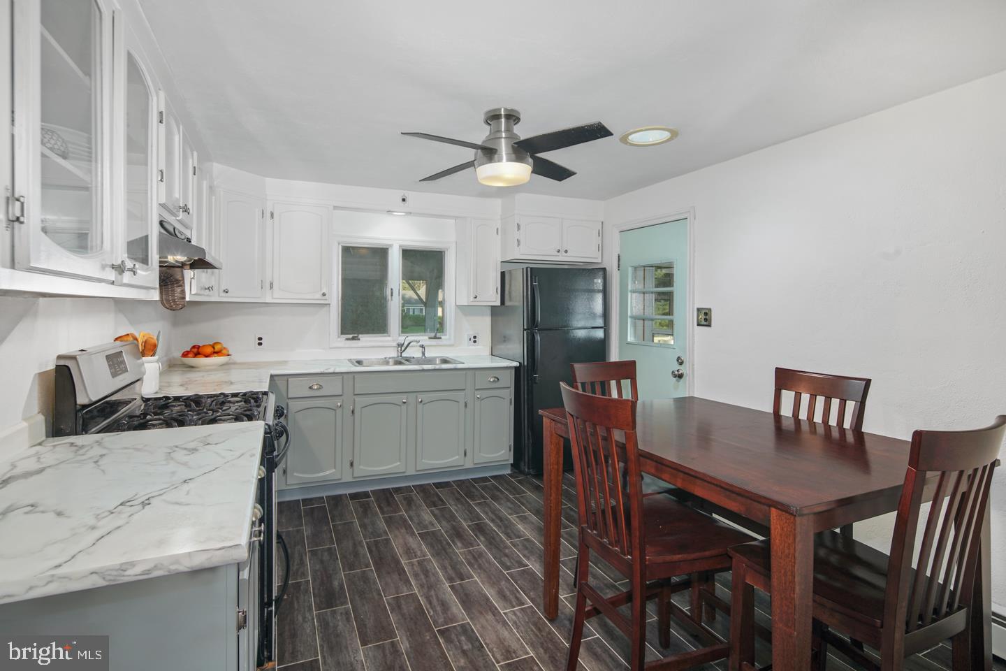 147 Upper Ferry Road Ewing, NJ 08618 - Photo 16 of 25 Kitchen
