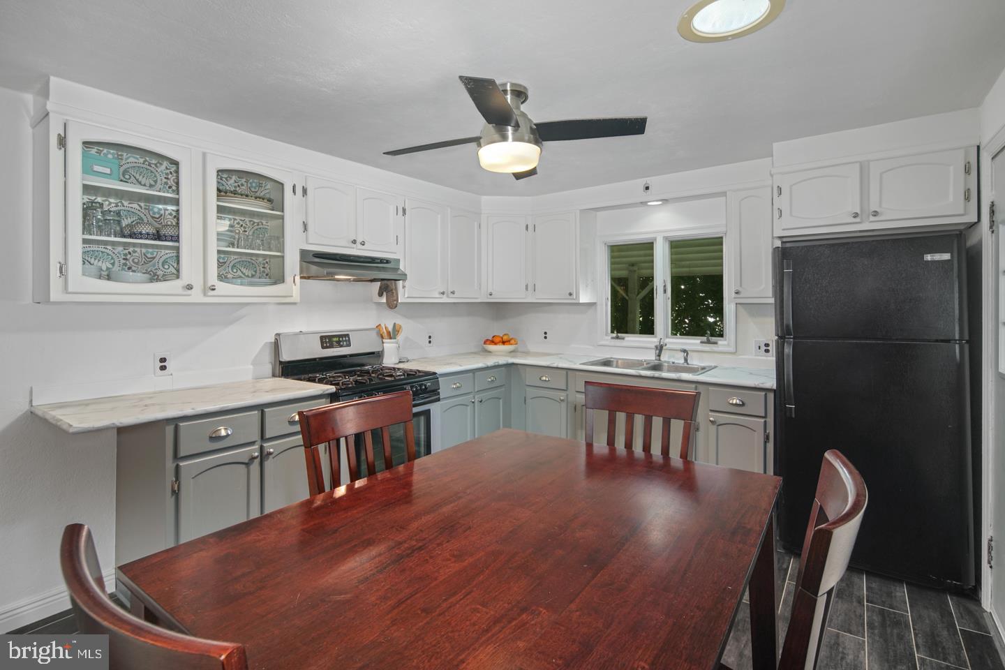 147 Upper Ferry Road Ewing, NJ 08618 - Photo 18 of 25 Kitchen
