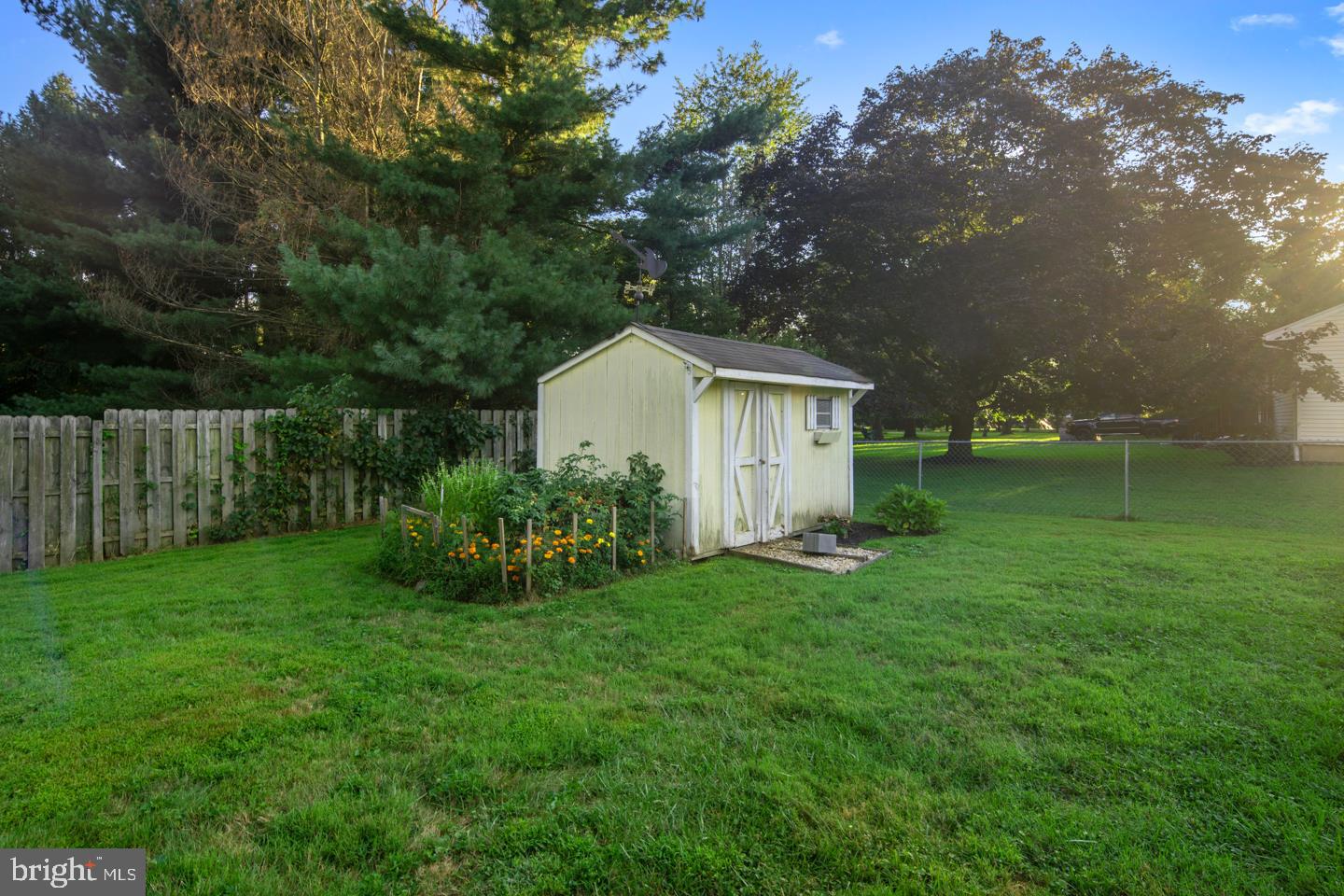 147 Upper Ferry Road Ewing, NJ 08618 - Photo 21 of 25 Exterior: Rear