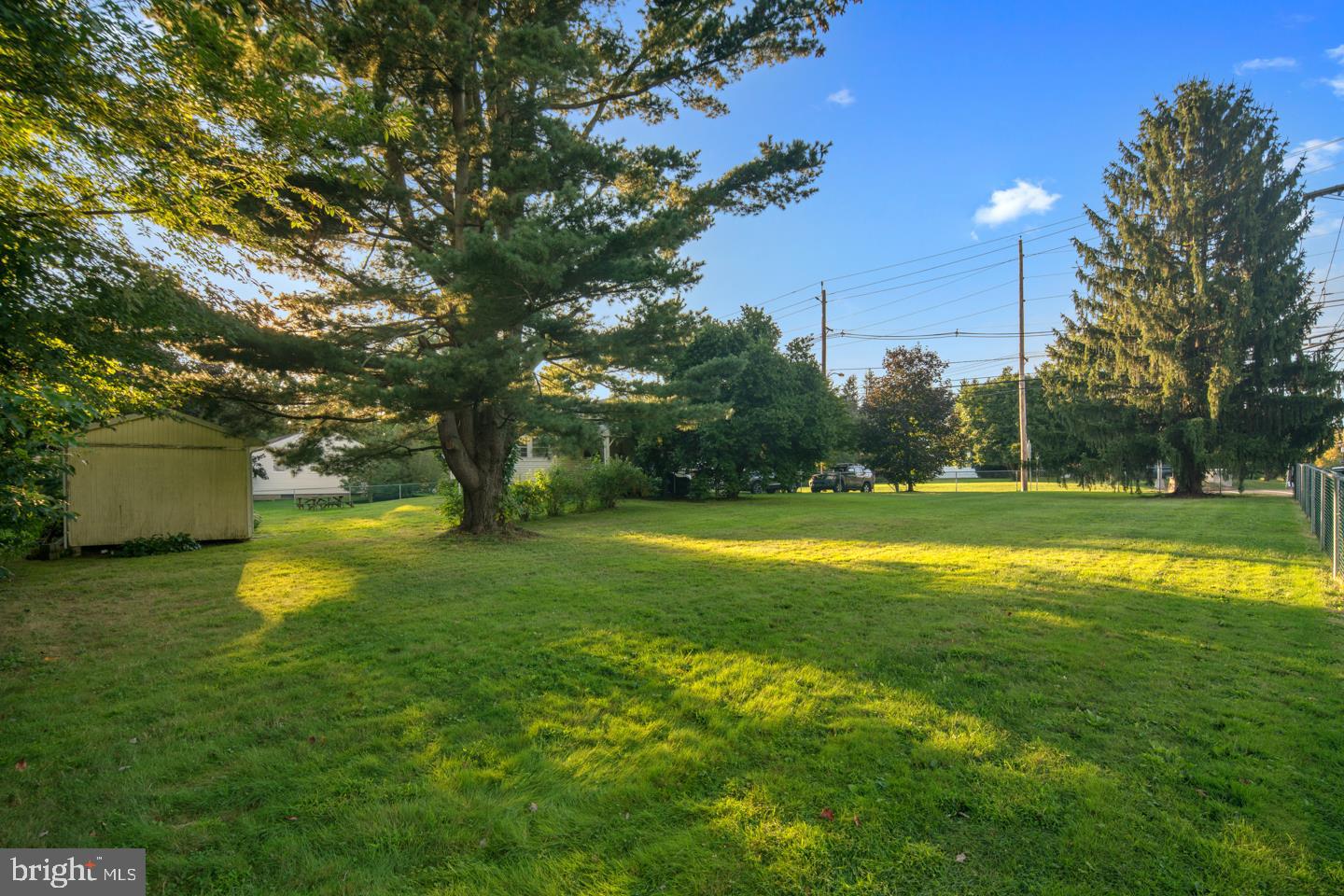 147 Upper Ferry Road Ewing, NJ 08618 - Photo 25 of 25 Exterior: Side