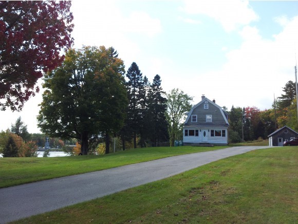 425 Dam Road Errol, NH 03579 - Photo 8 of 36