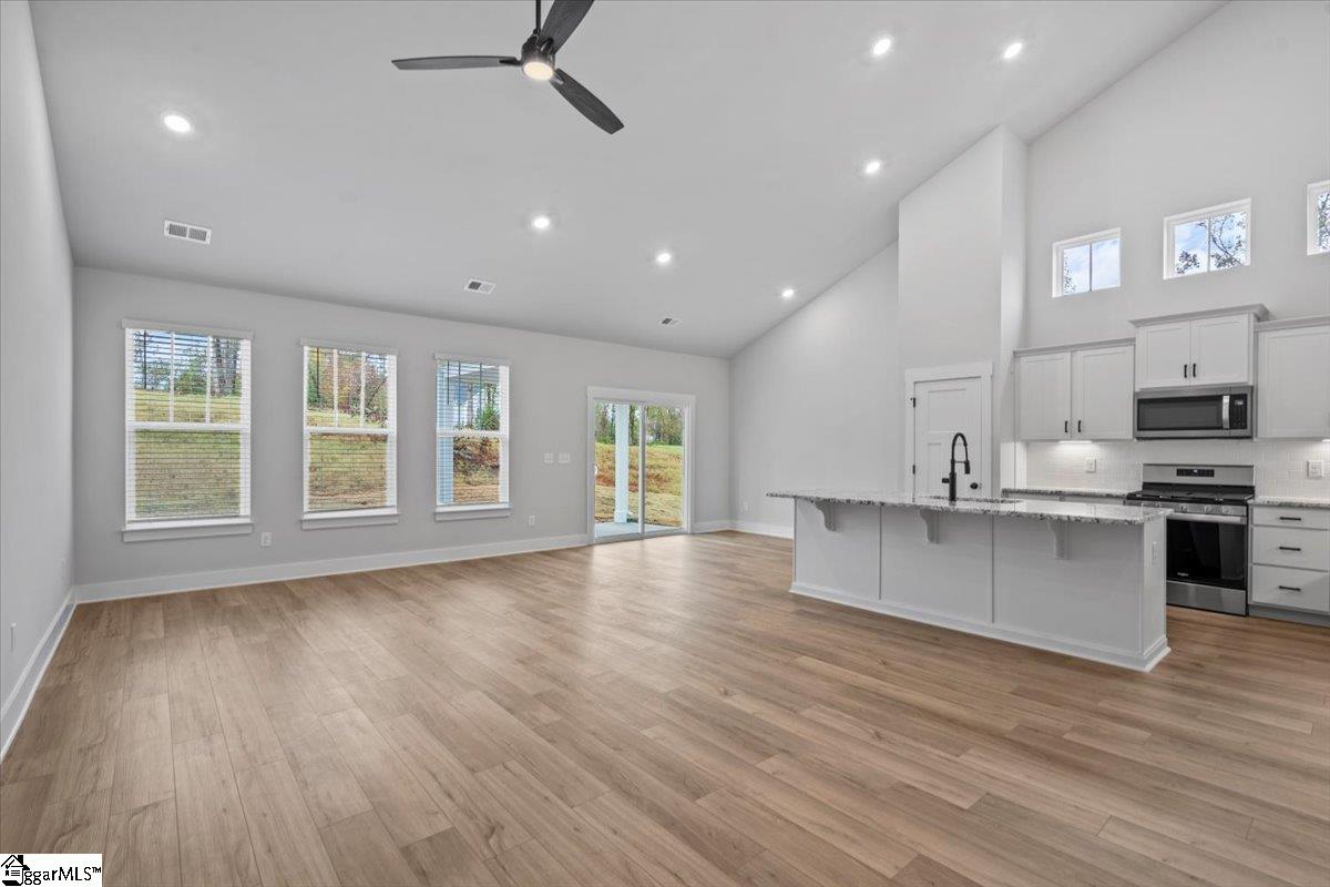 609 Overbrook Drive Seneca, SC 29678 - Photo 6 of 27 Gallery Image 6