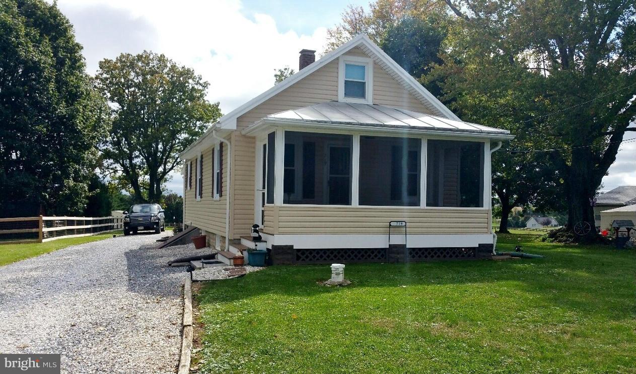 719 Deer Park Road Westminster, MD 21157 - Photo 1 of 23 Exterior (Front)
