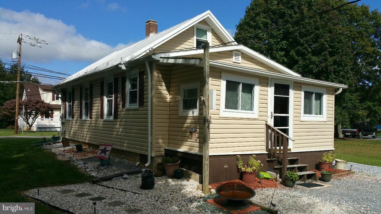 719 Deer Park Road Westminster, MD 21157 - Photo 7 of 23 Exterior (Rear)