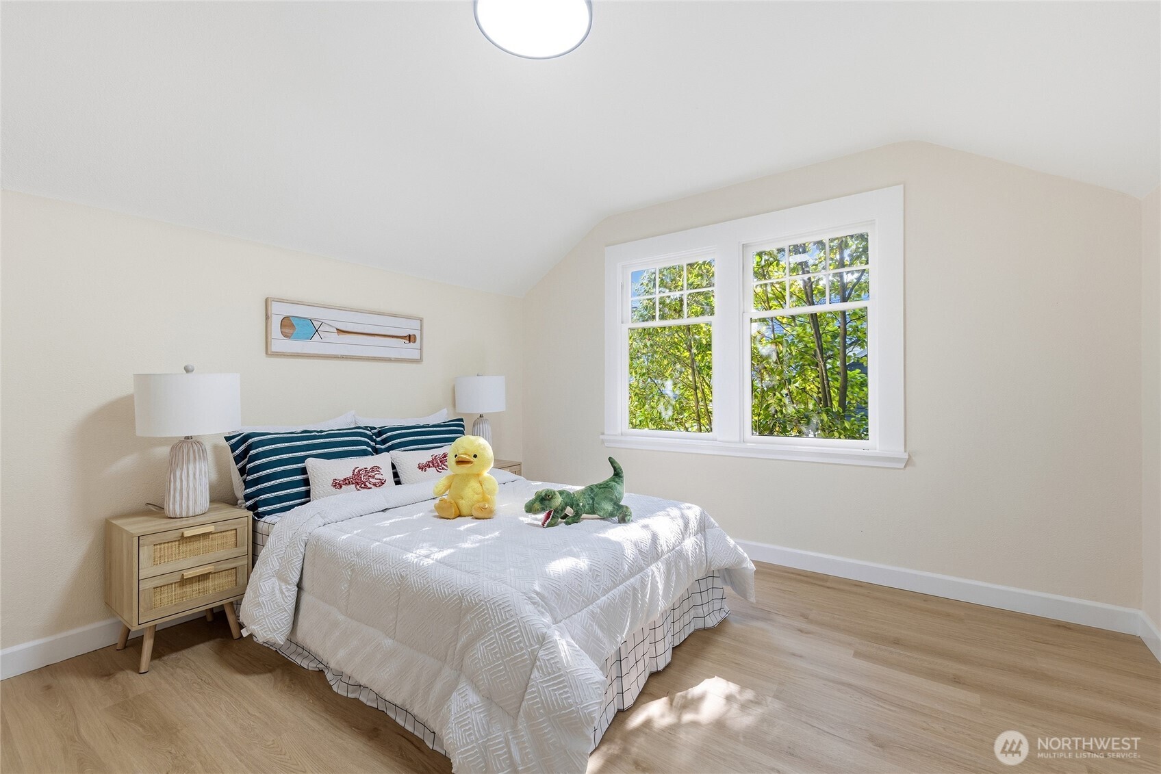 331 Northeast 53rd Street Seattle, WA 98105 - Photo 21 of 40