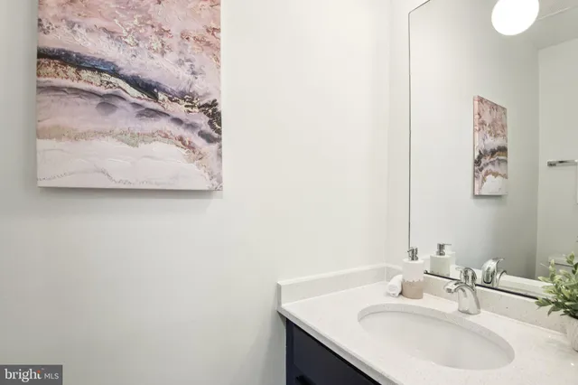 $935,000 | 1830 North Ode Street, Arlington, VA 22209