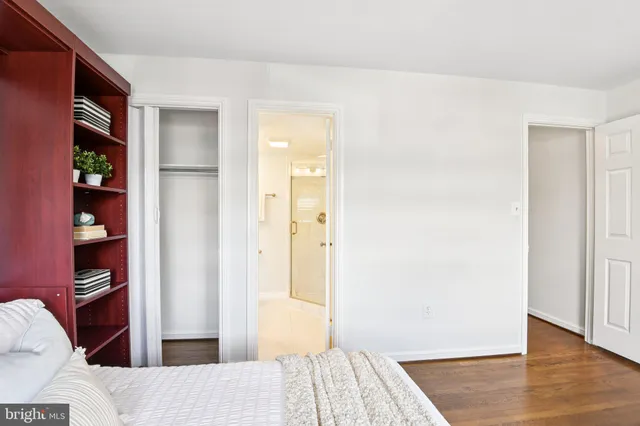 $935,000 | 1830 North Ode Street, Arlington, VA 22209