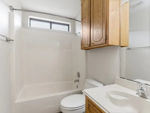 $1,645 | 7 Columbella Street, Bay City, TX 77414