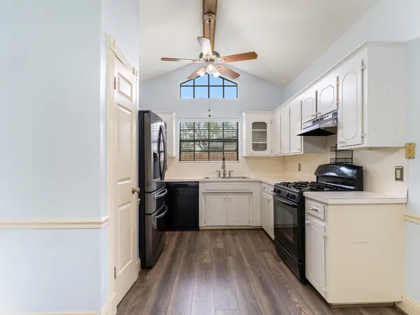 $1,645 | 7 Columbella Street, Bay City, TX 77414